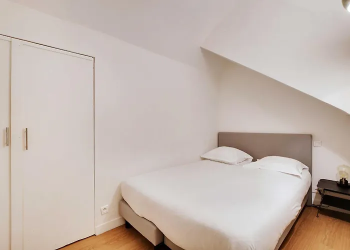 Elegant Apartment - 2Bd-6P - Hotel De Ville